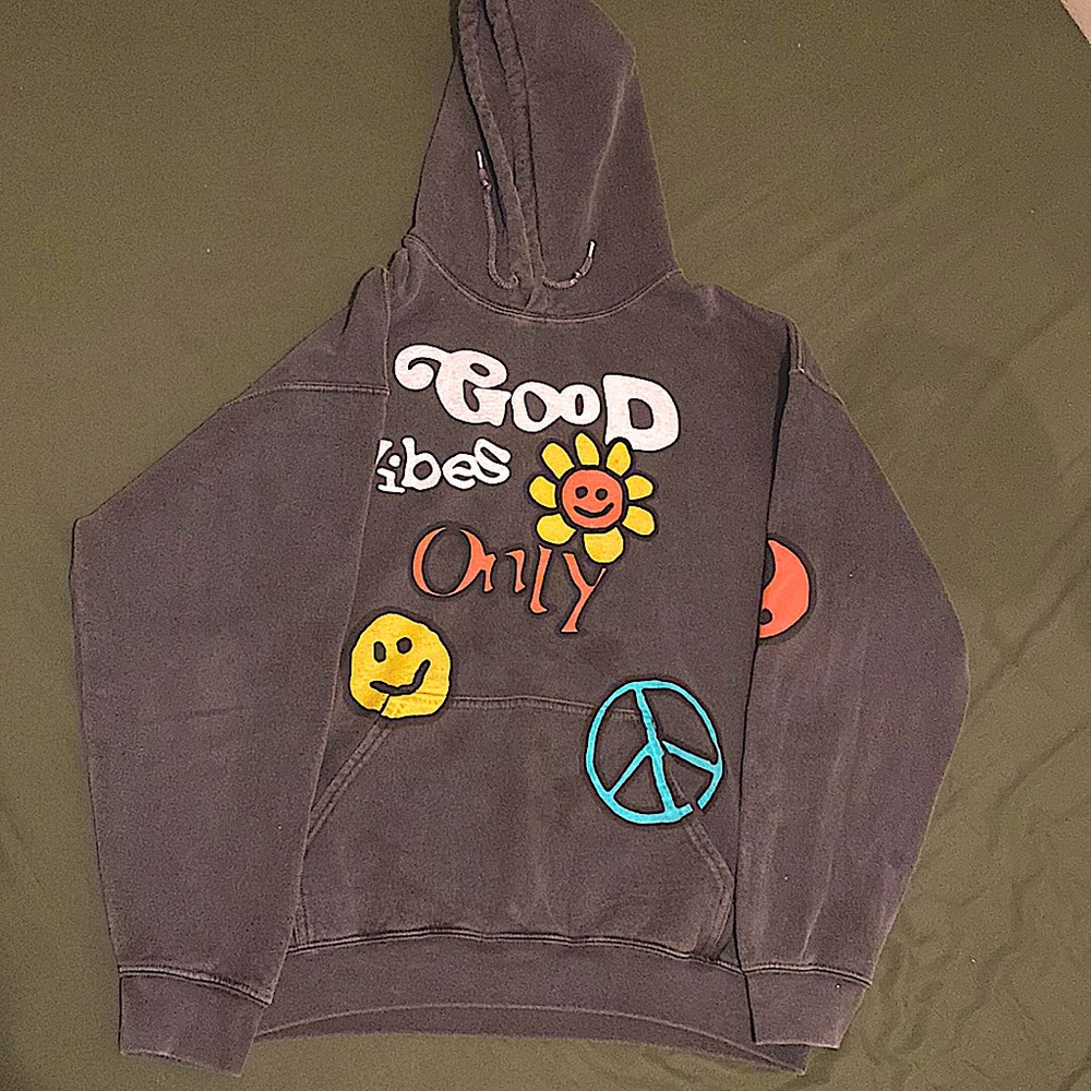 Gray Pacsun “Good Vibes Only” Hoodie
